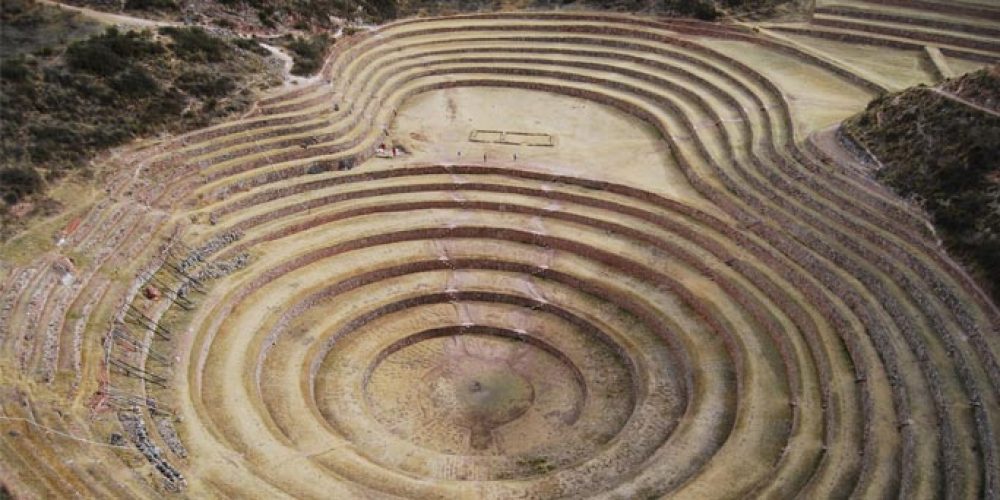 Terrazas circulares incas, Moray, Perú