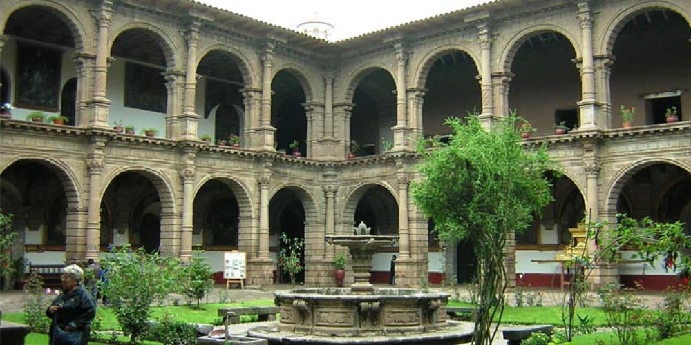 Temple de la Miséricorde de Cuzco, le plus joli cloître du Pérou