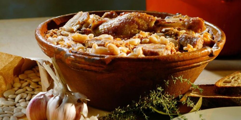 Le cassoulet spécialité régionale du Languedoc UFE Pérou — free download